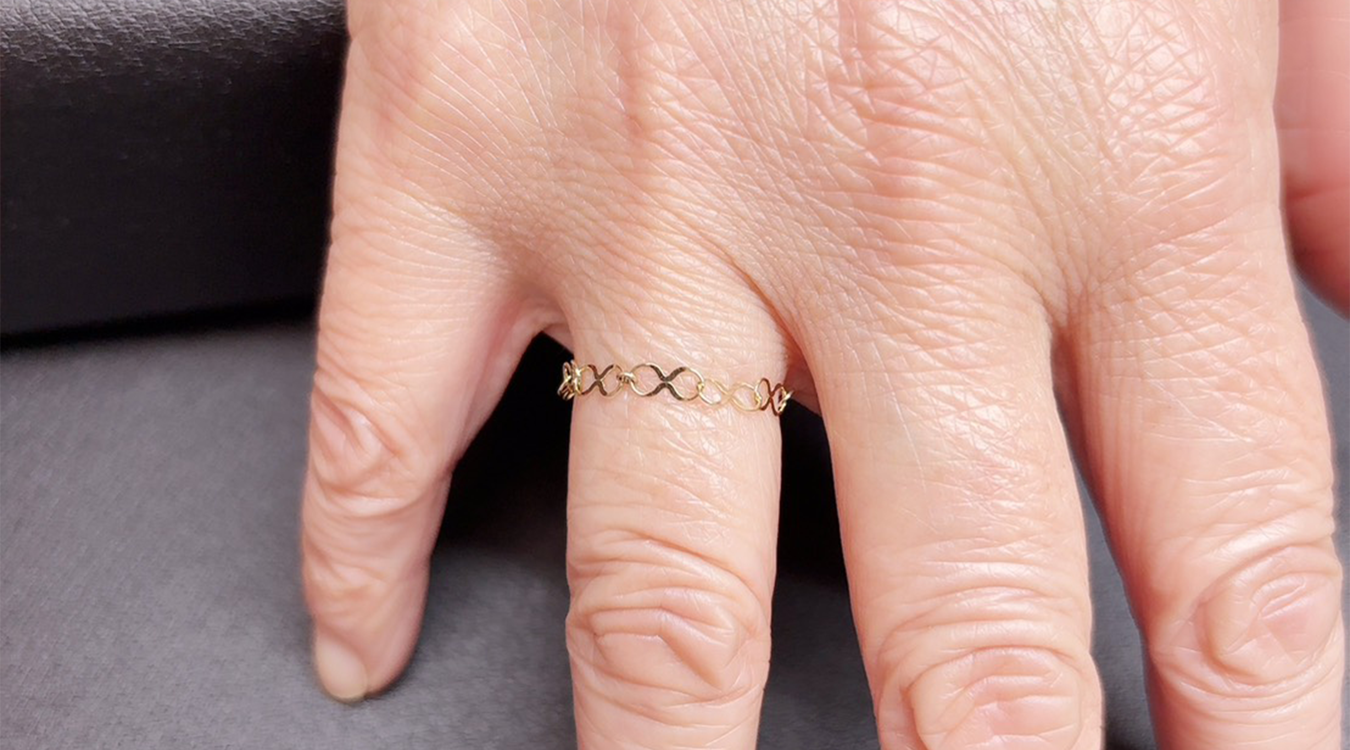 個々のピッタリサイズでリング作成します